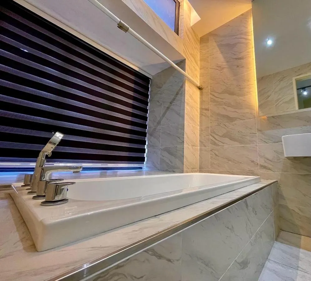Imperio Residence-Seaview-4 Pax Malacca Apartment